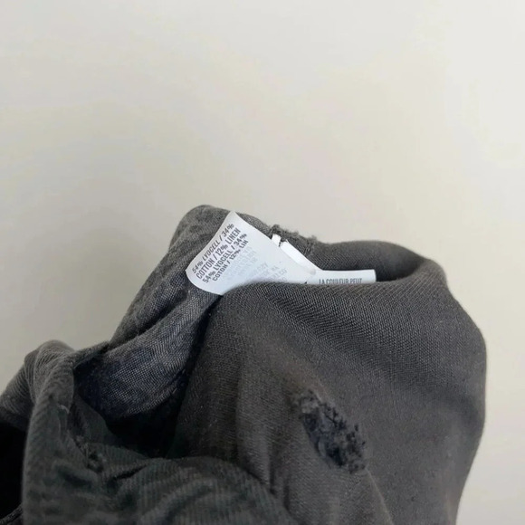 Aerie Womens  XL Utility Shorts Pockets Fray Hem In Smocked Grey - Picture 8 of 12